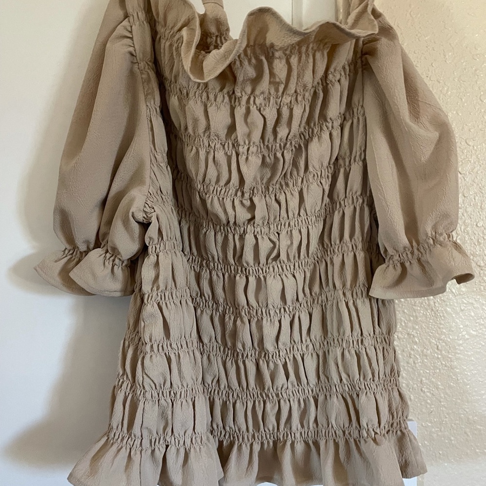 Beige H&M Top - M